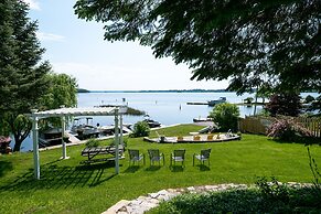 The Cove Inn