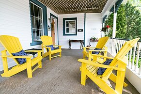 The Cove Inn