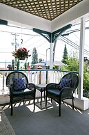The Cove Inn