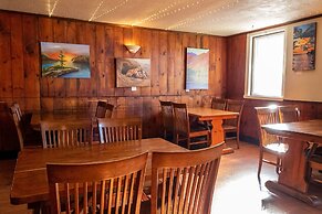 The Cove Inn