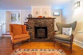 The Cove Inn