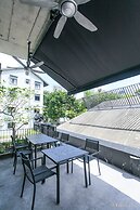 Lloyd's Inn