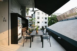 Lloyd's Inn