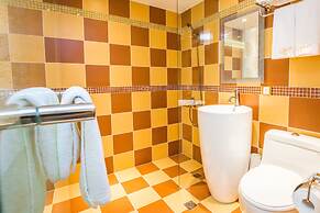 Walker Hotel Ximen