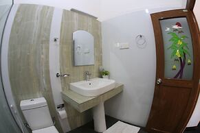 Villa 80