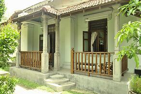 Villa 80