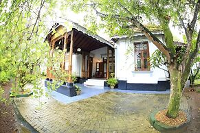 Villa 80