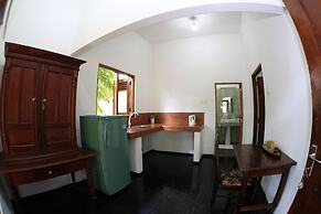 Villa 80