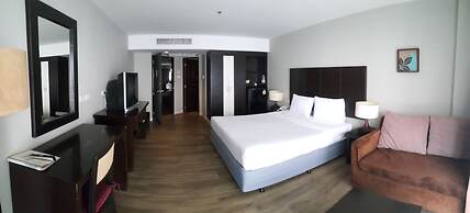 Summer Spring Hotel
