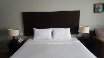Summer Spring Hotel