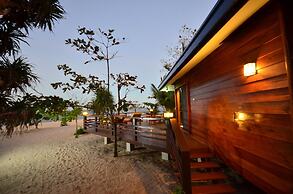Arena Island Resort