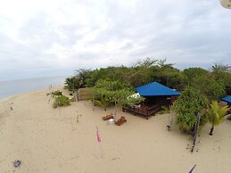 Arena Island Resort