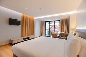Sandy Spring Hotel
