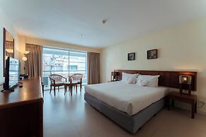 Sandy Spring Hotel