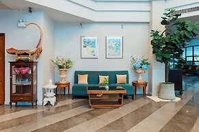 Sandy Spring Hotel