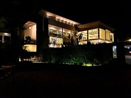 Hotel Banjar Permai