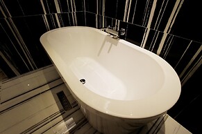 Royal Prime Hotel