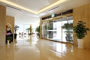 Royal Prime Hotel