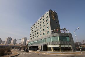 Royal Prime Hotel