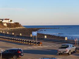 Breakers by the Sea