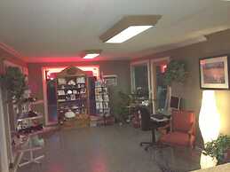 Cache Creek Inn