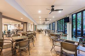 Recenta Phuket Suanluang by Deevana