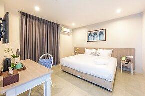 Recenta Phuket Suanluang by Deevana