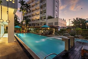 Recenta Phuket Suanluang by Deevana