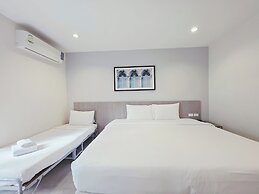 Recenta Phuket Suanluang by Deevana