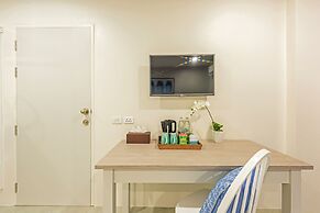 Recenta Phuket Suanluang by Deevana