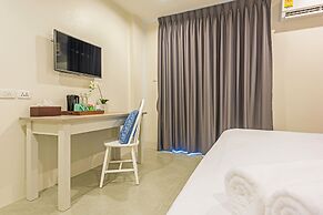 Recenta Phuket Suanluang by Deevana