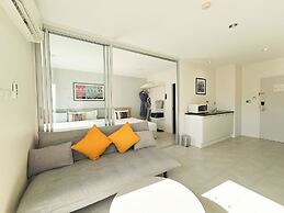 Recenta Suite Phuket Suanluang
