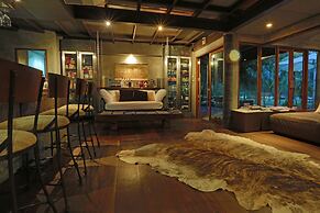 The Farmhouse at Polo Escape