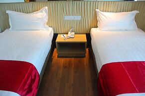 906 Premier Hotel