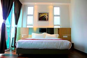 906 Premier Hotel