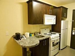 Carlyle Western Star Inn & Suites