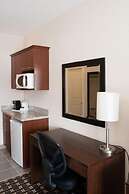 Stoughton Western Star Inn & Suites