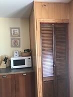 Hush Lodge & Cottages