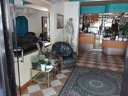 Hotel Apollo