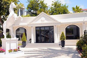 Club Sea Time Hotel