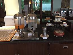 A Hotel Simply