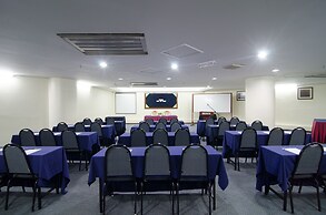 Coral Bay Resort