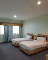Coral Bay Resort