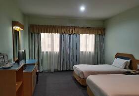 Coral Bay Resort