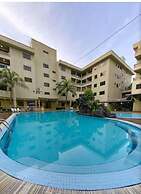 Coral Bay Resort