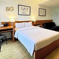 Big Hotel