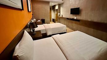 Big Hotel