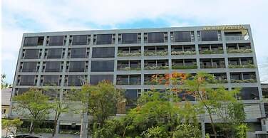 Big Hotel