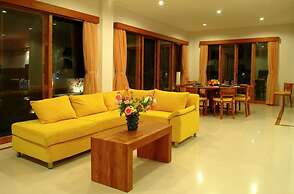Blue Rose Villa