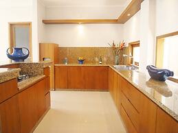 Blue Rose Villa